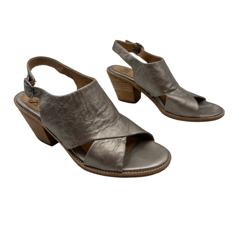 Sofft Mendi women's Pewter Metallic Sandals chunky heels - SIZE 9.5